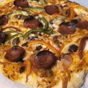 Pizza à votre goût avec une pâte style Napolitaine